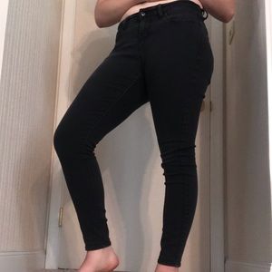 Black Jeggings: Curvy-Skinny